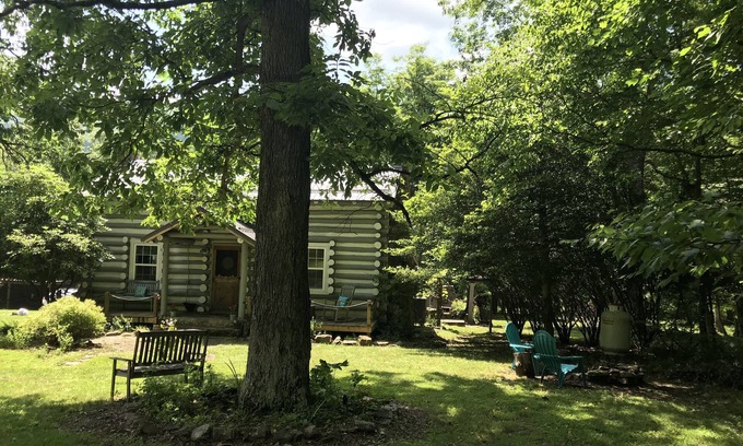 Rocky Gap Cabin | Where Rustic meets Romantic.