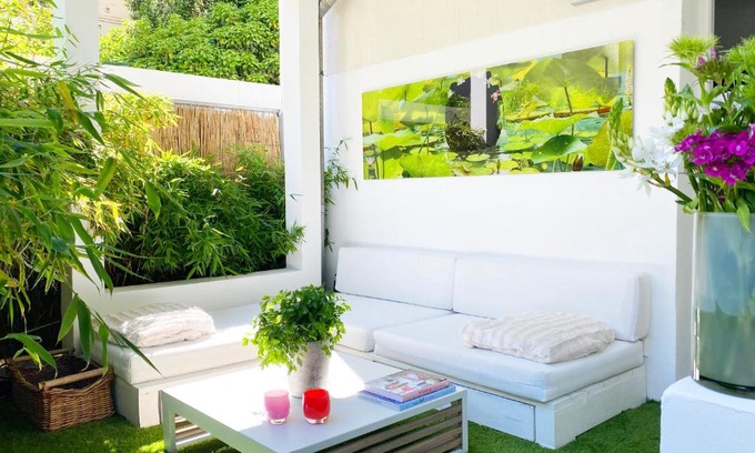 Altona-Altstadt Apartment | White Apartment Hamburg