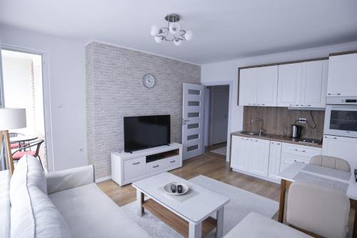 Matiçan Apartment | White Apartment