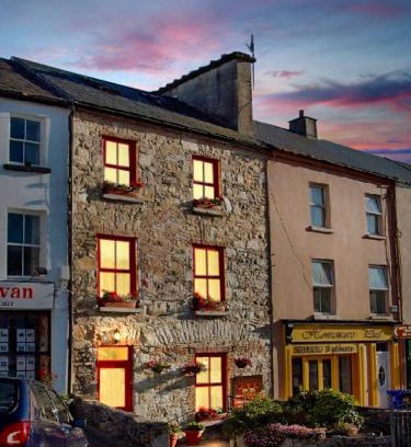 Clifden House | White Heather 3 Bed Clifden Town