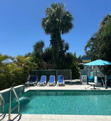 South Palm Park Neighborhood Association Hotel | White Horse Motel
