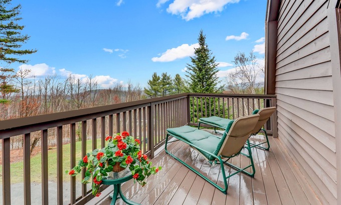 Littleton Apartment | White Mountain Barn GuestHouse w/Views!
