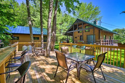 Woodsville House | White Mountains Cottage with Mountain and Lake Views!
