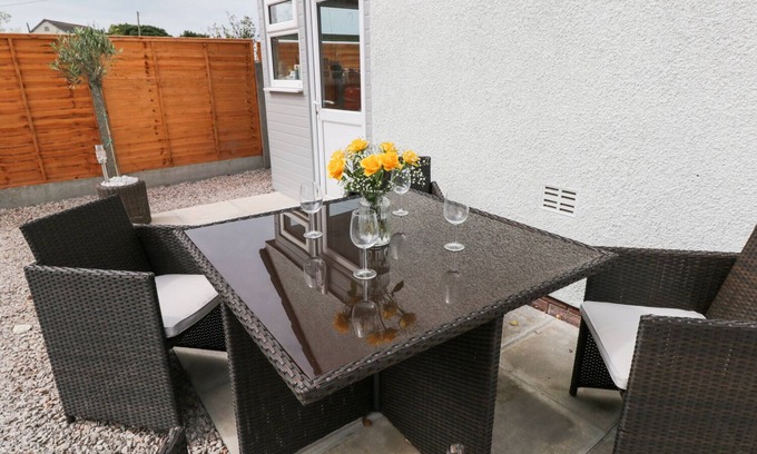 Roosebeck Cottage | WHITE STONES, pet friendly, country holiday cottage in Roose
