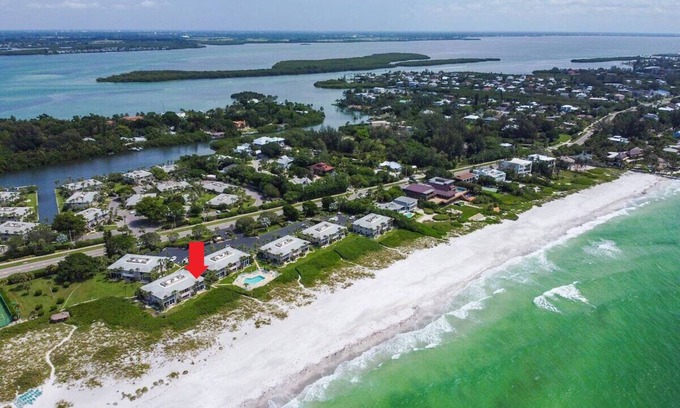 Whitney Beach Condo | Whitney Beach at Longboat Key, 325 3 Bedroom Spacious Condo, First Floor