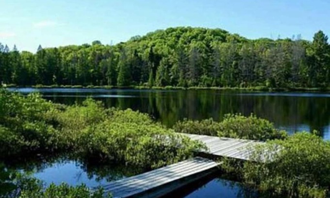 Michigamme House | Whole home, private lake, sauna, WFH office