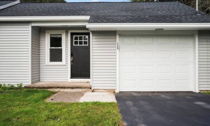 Perinton House | Whole house in Pittsford NY