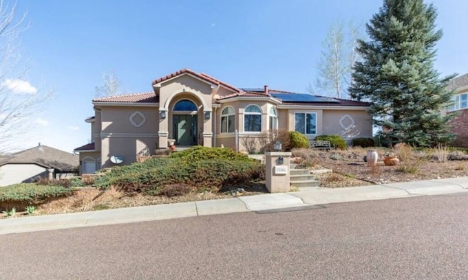 Ralston Valley Apartment | Whole Unit: 2Br, 1Bath, Fully Equipped Kitchen, Trails, Laundry, EV Charger