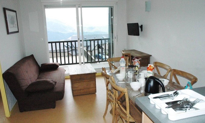 Loudervielle Apartment | Wifi, fitness, swimming pool, sauna, terrace, balcony, ski locker, 30m², Peyragudes