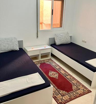 Khemisset Apartment | WiFi & Smart TV & Netflix & Free Parking & Full Kitchen & Heating & Washing Machine