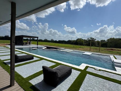 Smithville House | Wild & Boujee River Ranch