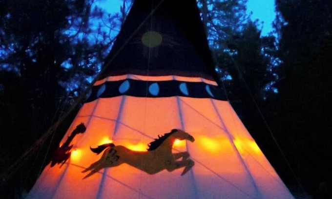 Cave Junction Apartment | Wild Horses Luxury Tipi - Restrooms and Showers are only a short walk away.