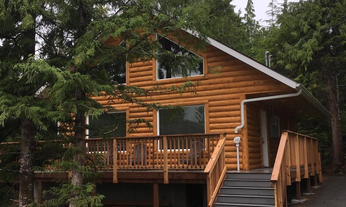Ketchikan Cabin | Wild Wolf Alaska Cabin - Gorgeous Property