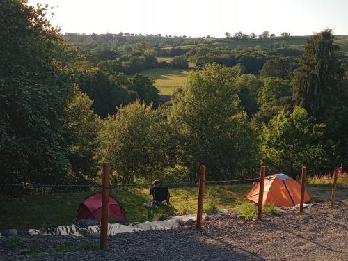 Llandovery Other | Wildcamping Gilbert Hight