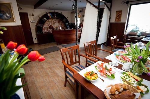 Wzgorze Swietego Maksymiliana Bed & Breakfast | Willa Anna