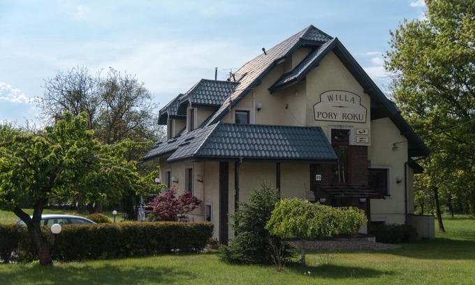 Lodz Bed & Breakfast | Willa Pory Roku