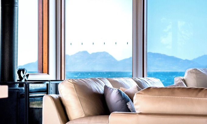 Dolphin Sands House | Willoahs Retreat - Freycinet Holiday Houses