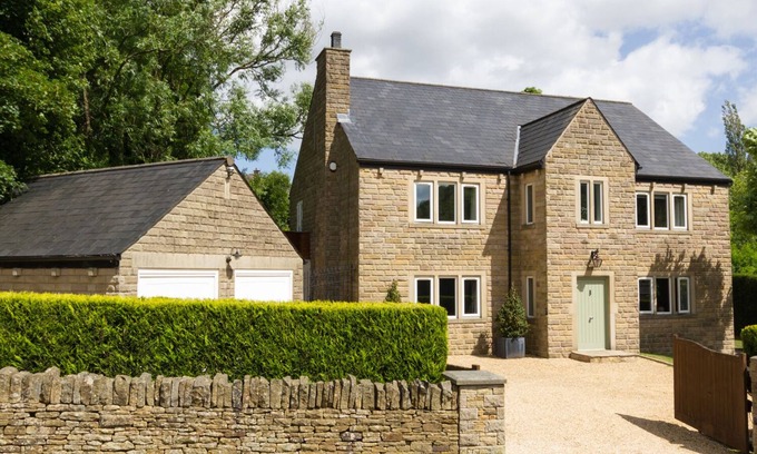 Padfield Cottage | Willow Brook