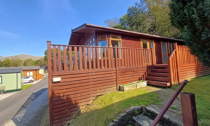Troutbeck Cabin | Willow Lodge - a holiday lodge that sleeps 6 guests in 3 bedrooms