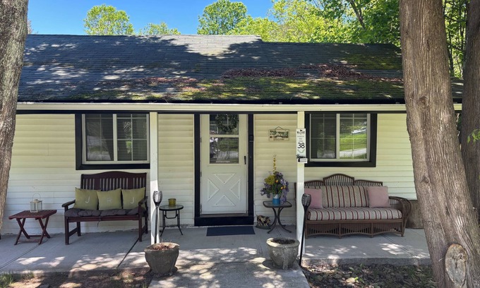 Livingston Manor Cottage | Willowemoc Creek Cottage