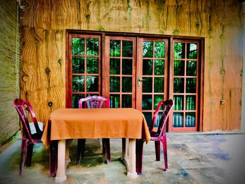 Pahala Maragahawewa Cabin | wilpattu lake nest