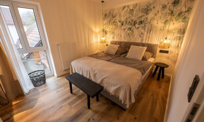 Krauthausen Apartment | Windhouse- Apartment - Wyzenborne