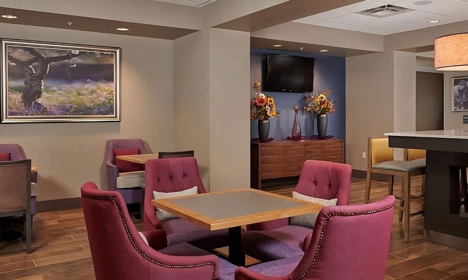 Sherwood - Tualatin North Hotel | Wine Country Getaway in Sherwood! Indoor Pool, Free Breakfast, Pets Allowed!