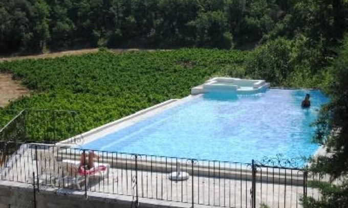 Signes House | wine estate, swimming pool, terrace, calm