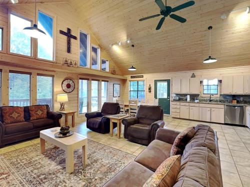 Alto House | Wine N Pines