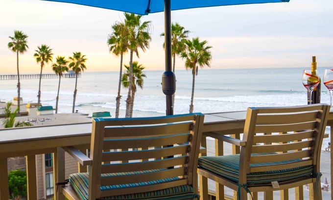 Townsite Condo | WINTER 2026 NOW OPEN E310 PENTHOUSE 1BEDROOM, 1.5 BATHS, 2 BALCONIES FACE PIER