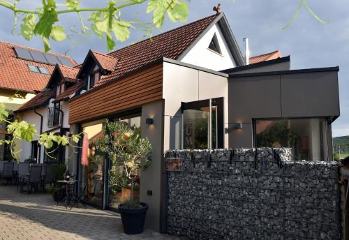 Willanzheim Apartment | Winzerhof & Weincafe Gümpelein