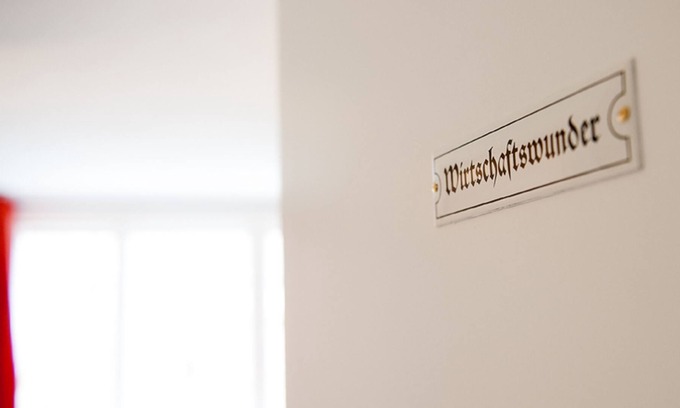 Oberderdingen Apartment | Wirtschaftswunder - Doppelzimmer mit WC und Dusche