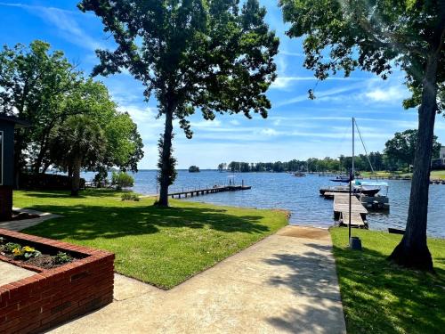 Chapin House | Wishing & Fishing on Lake Murray, SC