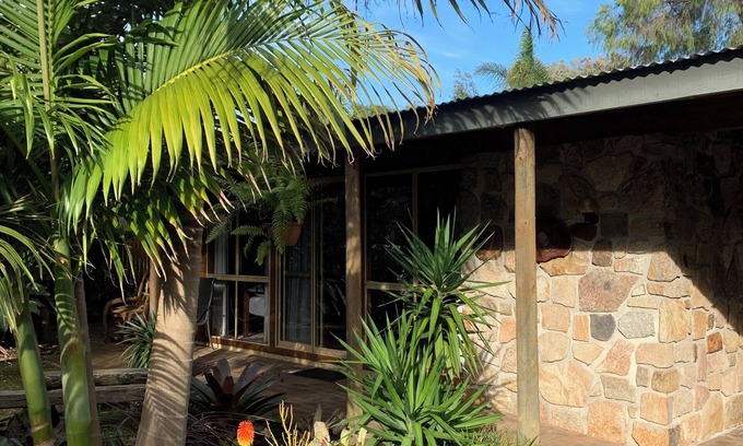 Bayonet Head Cottage | Wisteria Cottage Albany
