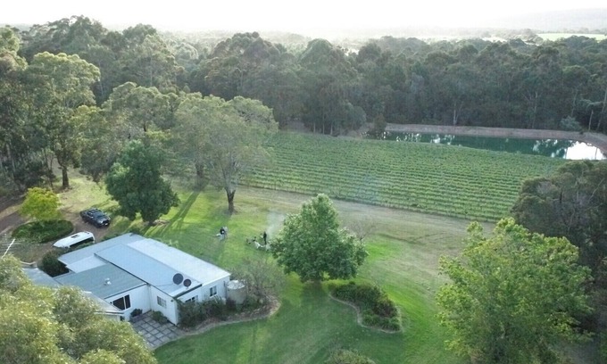 Wilyabrup House | Wisteria Vines Estate