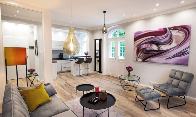 Radeberger Vorstadt Apartment | Wohnperle Estelle *electric fireplace*balcony*villa*