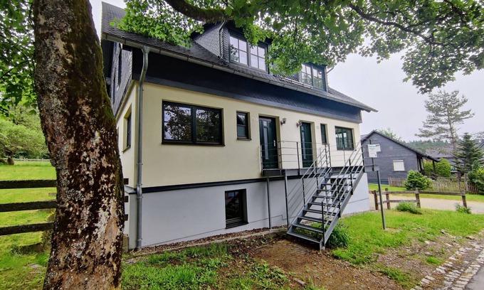 Friedrichshoehe Apartment | Wohnung direkt am Rennsteig