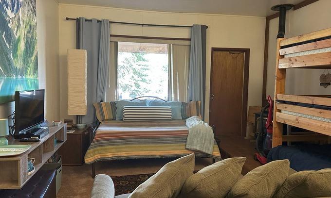 Bear Valley Condo | 'Wonderful' condo-close to Lake Alpine, hiking, fishing, all high-Sierra fun
