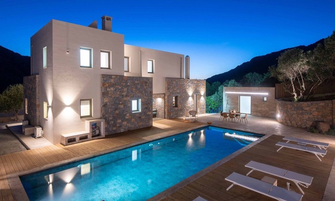 Vrachasi Villa | Wonderful Family Cretan Villa | 5 bedrooms | Private Pool | Vrachasi