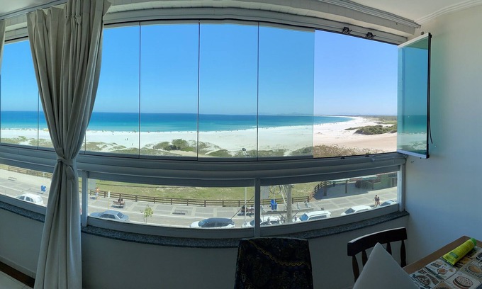 Centro Apartment | Wonderful fit. in front of Praia Grande with stunning view!