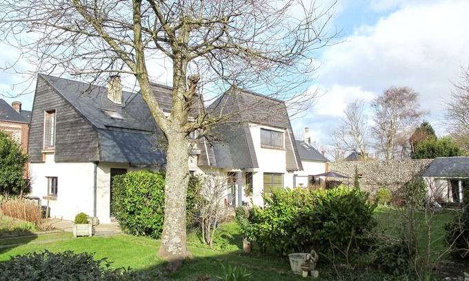 Saint-Pierre-en-Port House | Wonderful private villa for 4 guests with WIFI, TV, terrace and parking