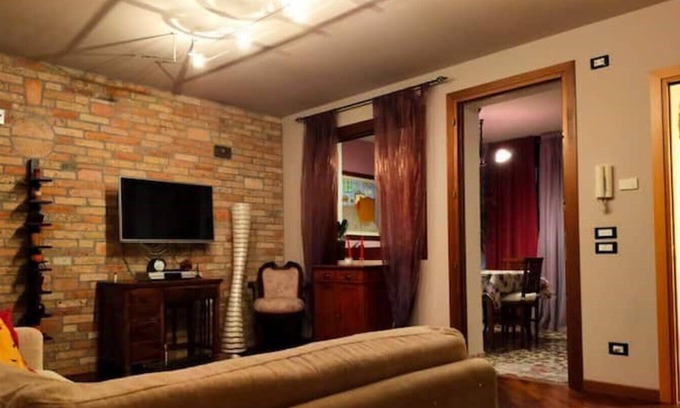 Fontanafredda Apartment | Wonderful house with garden