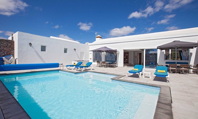 Los Mojones Villa | Wonderful Los Mojones Villa | Casa Penyas Blancas | Modern 6 bedroom Villa |.