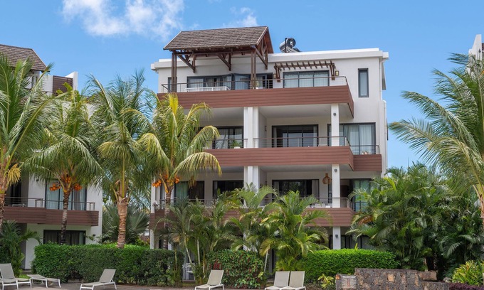 Calebasses Apartment | Wonderful Mont Choisy flat, lagoon pool