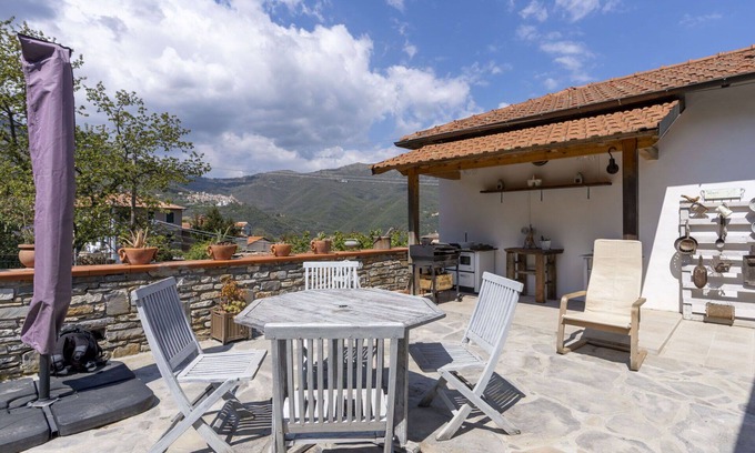 Ville San Sebastiano Villa | Wonderful private villa for 6 people with WIFI, patio, pets allowed and panoramic view