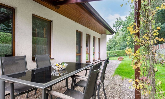 Rabyne House | Wonderful private villa for 4 people with WIFI, TV, patio, pets allowed and parking