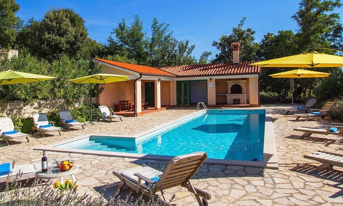 Stanisovi Villa | Wonderful private villa for 10 guests with A/C, WIFI, pool, TV and terrace