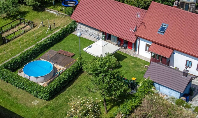 Lic House | Wonderful private villa for 4 people with A/C, private pool, WIFI, TV, pets allowed and parking