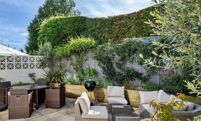 Stoke Gabriel House | Wonderful villa for 4 people with WIFI, pets allowed and parking