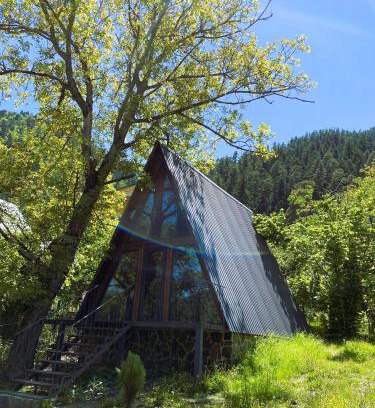 Akhali Ubani Ski Chalet | Wonderwood Borjomi Cottage
